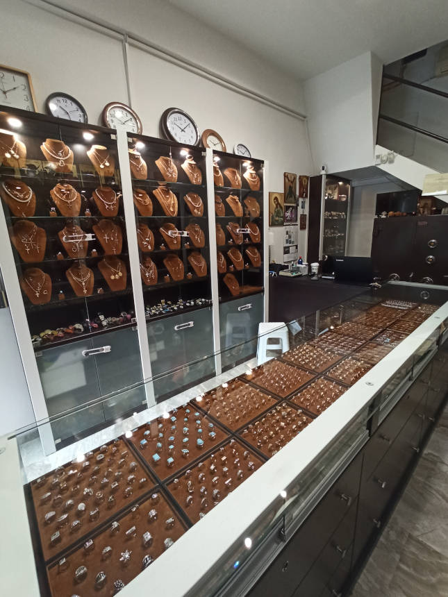 to-katastima|zavrakis-kosmima