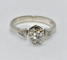 zavrakis-kosmima|gamos-monopetra